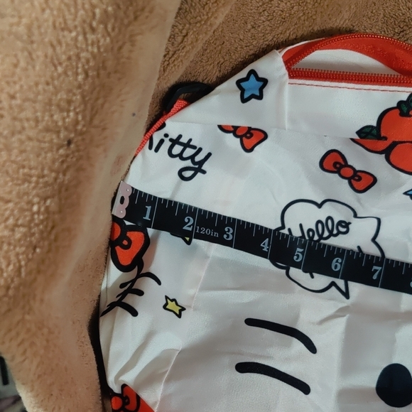 Hello Kitty Kids Bag in Red and White W Pencil Case - Picture 12 of 14